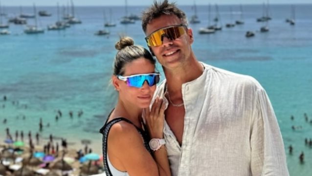 Αθηνά Οικονομάκου &amp; Μπρούνο Τσερέλα full in love στις διακοπές τους