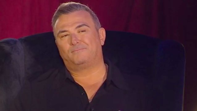 Αντώνης Ρέμος: &quot;Έφυγα από μια καταιγίδα και έμπαινα σε έναν τυφώνα - Tην επωνυμία την έχω πληρώσει πολύ ακριβά&quot;