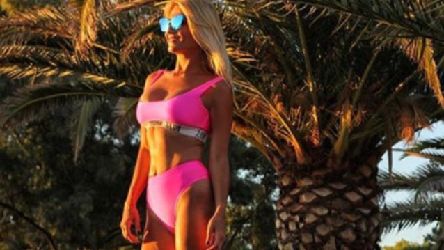 Φαίη Σκορδά: Παιχνίδια με τους γιους της στις διακοπές: Φωτογραφία