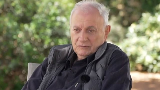 Κώστας Χαρδαβέλλας: &quot;Μια ζωή είχα άγχος για τα νούμερα τηλεθέασης, αυτό μου δημιούργησε τον καρκίνο το 2009&quot;