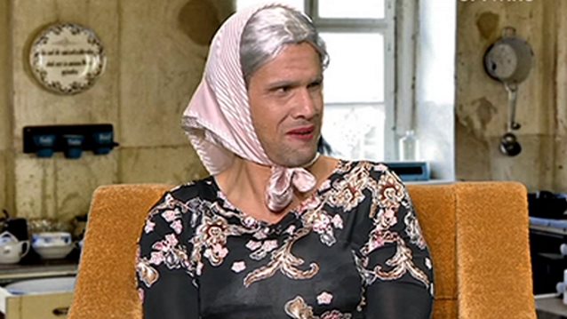 Δημήτρης Ουγγαρέζος: Η ξεκαρδιστική μεταμόρφωση για τη νέα ενότητα στο «Πρωινό» &amp; οι σπαρταριστές ατάκες με τον Ιωάννου