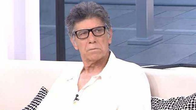 Γιάννης Μπέζος: &quot;Ο Πυγμαλίων είπε να κάνουμε κάτι απλό - Προτιμώ την αμηχανία ενός νεότερου παρά τις δήθεν αυθεντίες&quot;