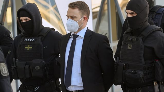 Τα ισόβια &quot;προσγείωσαν&quot; τον κυνικό Μπάμπη Αναγνωστόπουλο: Ατάραχος και ανέκφραστος μέχρι τέλους