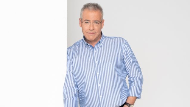 Ο Νίκος Μάνεσης επιστρέφει - Πότε κάνει πρεμιέρα το &quot;Σαββατοκύριακο με τον Μάνεση;&quot;