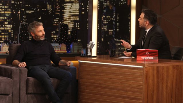 The 2Night Show: Ποιους συναντά αυτή την εβδομάδα ο Γρηγόρης Αρναούτογλου;