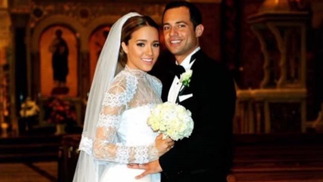 Η Καλομοίρα δημοσίευσε την αρχική &quot;πρόταση γάμου&quot; που της είχε κάνει ο άντρας της