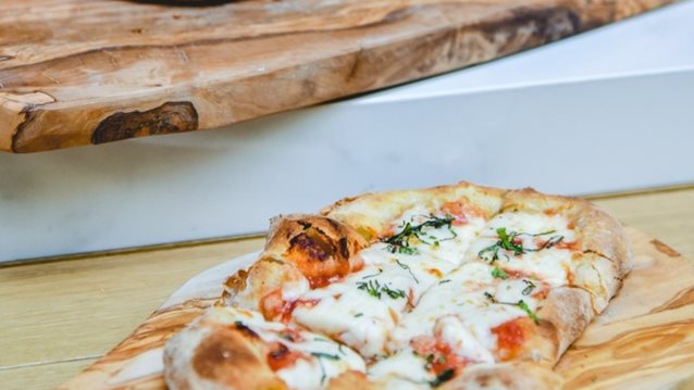 Pizza Dal Professore: Αυτό είναι το νέο pizza spot που άνοιξε στο κέντρο της Αθήνας