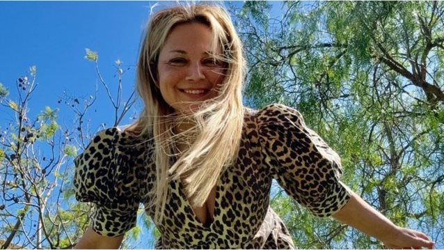 Νάνσυ Ζαμπέτογλου: Η εμφάνιση με denim jacket και leopard κολάν που θα αντιγράψεις στην επόμενη απόδρασή σου στη φύση