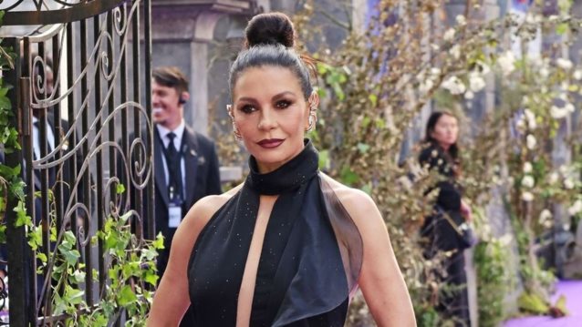 &quot;Tο να έχω τέσσερα σπίτια δεν είναι υπερβολή&quot;: Η Catherine Zeta Jones μιλάει χωρίς ενοχές για τον πολυτελή τρόπο ζωής της