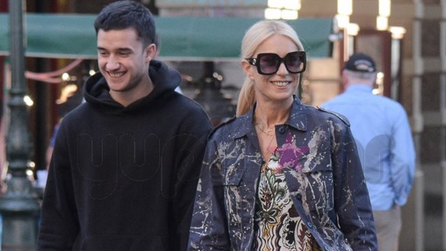 Μαρία Μπακοδήμου: Σπάνια δημόσια εμφάνιση με τον γιο της! Πού τους εντοπίσαμε;