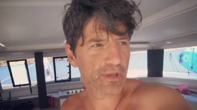 Σάκης Ρουβάς: Το πρωινό ξύπνημα &amp; η βουτιά που θα σε κάνει να ζηλέψεις