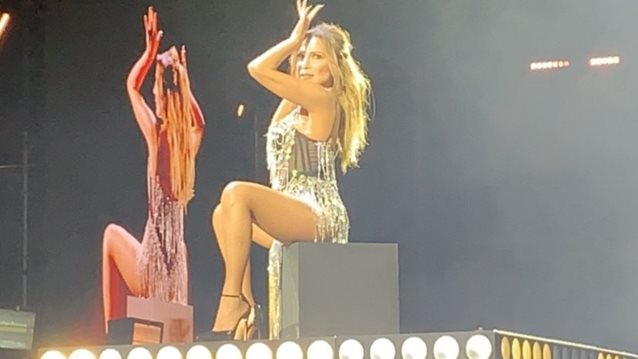 MadWalk 2023 | Η Δέσποινα Βανδή σε μια ακόμα επικά sexy εμφάνιση