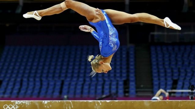 Nomads: Τα κορίτσια είναι ο καλύτερος λόγος για να δεις (και αυτό) το reality
