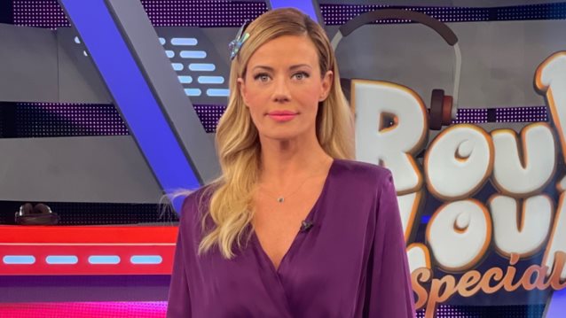 Ο αλάνθαστος τρόπος της Ζέτας Μακρυπούλια για να φορέσεις τα αρβυλάκια αυτή τη σεζόν