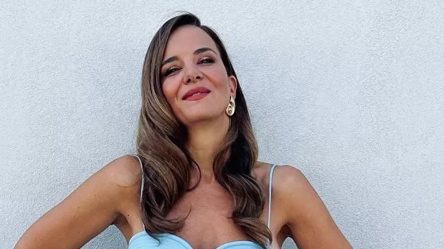 Ελιάνα Χρυσικοπούλου | Τα minimal ψηλοτάκουνα πέδιλά της είναι στην απόχρωση που θα απογειώσει τα επίσημα looks σου