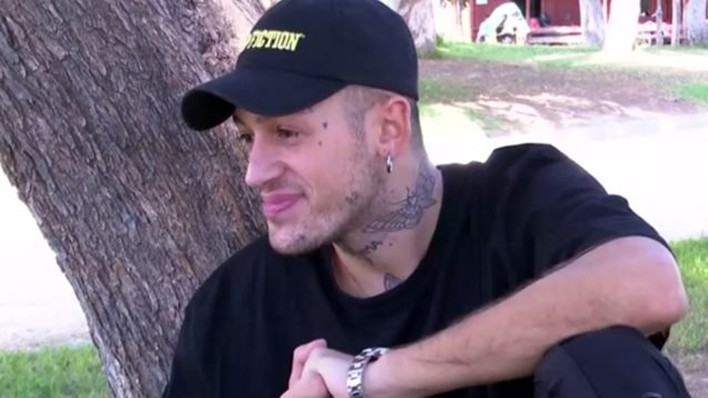 Ο Τάσος Ξιαρχό &quot;κατακεραυνώνει&quot; το J2US &amp; &quot;δίνει&quot; όσους νόσησαν με COVID αλλά δεν το αποκάλυψαν