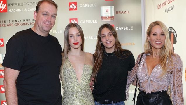 Αννίτα Ναθαναήλ – Chris Humbert | "Μπήκαμε" στην εντυπωσιακή τους έπαυλη