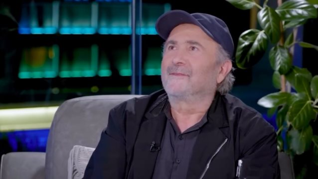 Σοκαριστικές οι περιγραφές του Λάκη Λαζόπουλου: "Σκούπιζα τα αίματα στην κυριολεξία σαν να έπεφτε χαλάζι στο παρμπρίζ"