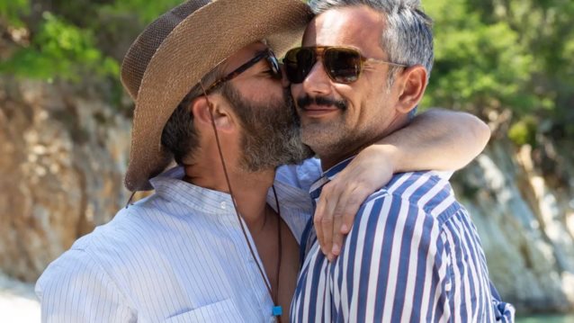 O Άγγελος Μπράτης με τον σύντροφό του για πρώτη φορά μπροστά στην κάμερα!