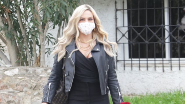 Η Ιωάννα Μαλέσκου εντυπωσιάζει και εκτός πλατό!