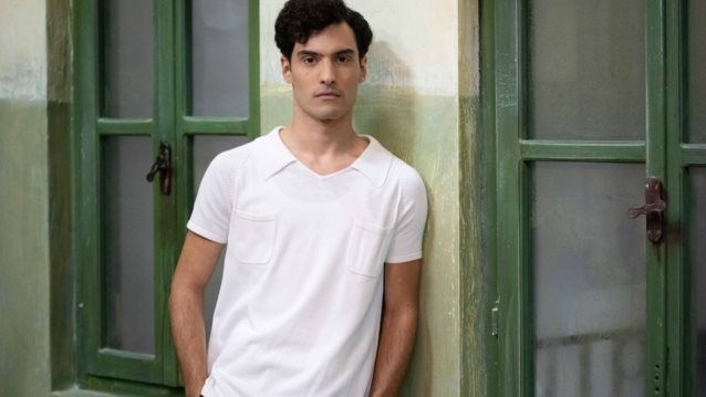 Ο Δημήτρης Τσίκλης αποχαιρετά το Διαφάνι με αδημοσίευτες φωτογραφίες από τα γυρίσματα των &quot;Άγριων Μελισσών&quot;