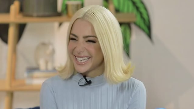 Ζόζεφιν: Ο χωρισμός που την άλλαξε &amp; η απόφαση να βαφτιστεί στα 25 της