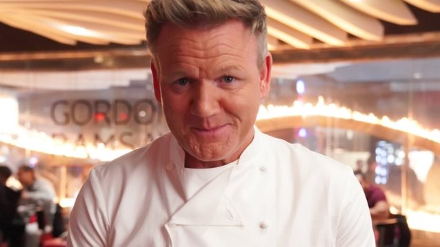 Κατακραυγή για τον Γκόρντον Ράμσεϊ: &quot;Ξεκουμπίσου εσύ και η οικογένειά σου&quot;