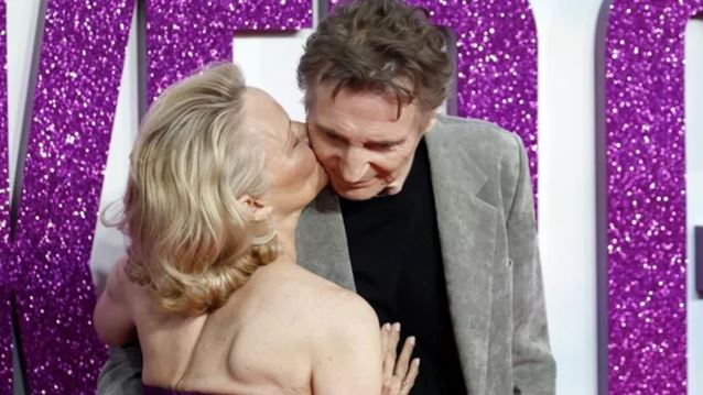 Η Pamela Anderson και ο Liam Neeson υπήρξαν ζευγάρι, αλλά πόσο κράτησε η σχέση τους;