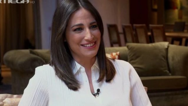 Δώρα Αναγνωστοπούλου: "Έχω βιώσει πιο έντονη αμφισβήτηση από γυναίκες - Διευθύντρια της ΕΡΤ μου ζήτησε να γίνω ξανθιά"