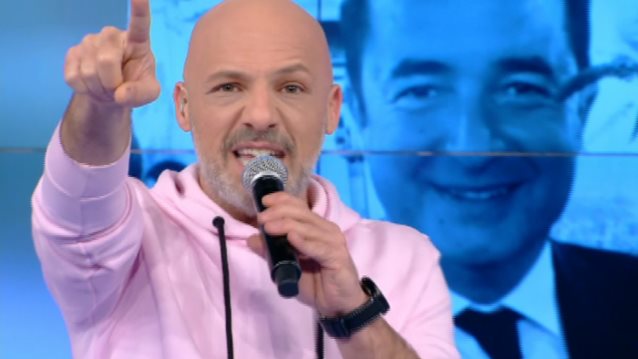 Νίκος Μουτσινάς: Η επική ατάκα για την Κωνσταντίνα Σπυροπούλου!
