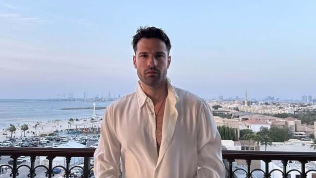 Κωνσταντίνος Αργυρός | Η selfie με μαύρο αμάνικο φανελάκι σε γυμναστήριο στη Νέα Υόρκη