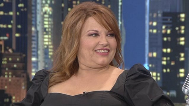 Νικολέττα Βλαβιανού: "Η Τέχνη είναι ευτυχία. Όλοι οι άλλοι με τα κόμπλεξ και τις τρέλες τους, στη μπάντα"