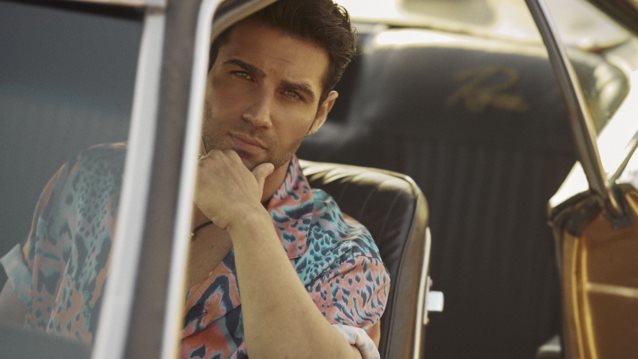 Πέτρος Ιακωβίδης | &quot;Μόνο Εσένα&quot; - Το νέο single του δίσκου &quot;Οδός Τσιμισκή&quot;