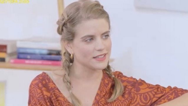 Δανάη Μιχαλάκη: &quot;Είχα μία άλλη αντιμετώπιση, με κορόιδευαν. Δεν είχα τον τσαμπουκά να πω, &quot;Το κάνεις επειδή ζηλεύεις&quot;&quot;