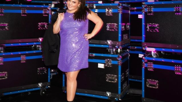 Βρήκαμε το back to the office look της Δανάης Μπάρκα από την H&amp;M και κοστίζει λιγότερο από 30€