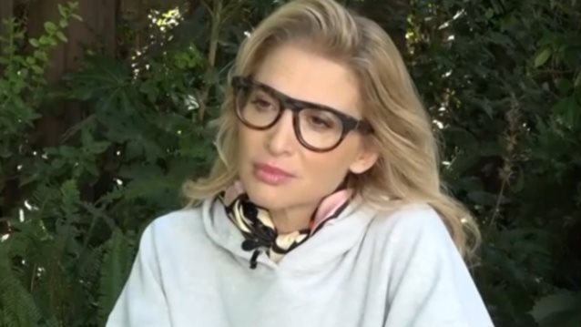 Απασφάλισε η Νίκη Κάρτσωνα: &quot;Είναι ψέμα όλο αυτό, είναι ψεύτικο&quot;