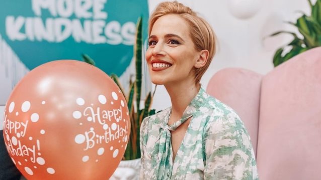 Νάντια Μπουλέ | Το φωτεινό σπίτι της με την καταπράσινη βεράντα της μας έφτιαξε τη διάθεση