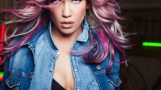 Κατερίνα Στικούδη: Δείτε το πρώτο video clip 360° στην Ελλάδα