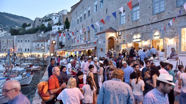 My Hydra Concept Store: Εγκαίνια για το κατάστημα που συνδυάζει άριστα Fashion, Jewellery &amp; Art &amp; Design