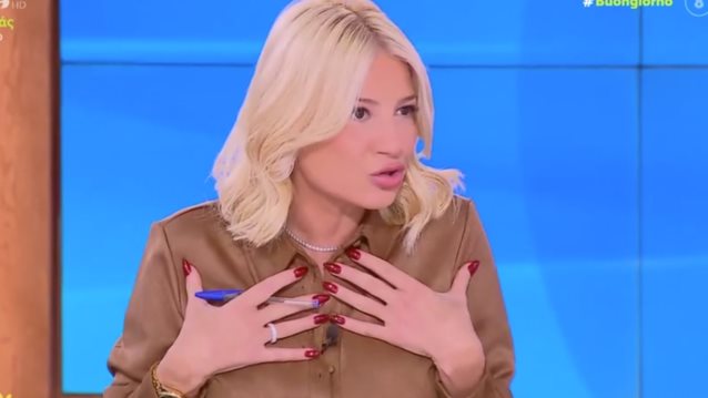 Φαίη Σκορδά: &quot;Ενώ πληρώνω παντού, στα μπουζούκια δεν πληρώνω ποτέ&quot;