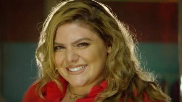 Δανάη Μπάρκα: Μόλις κυκλοφόρησε το τρέιλερ του «Πάνε Δανάη»