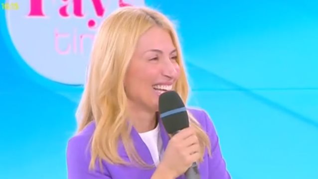 Η Μαρία Ηλιάκη "εισέβαλε" στο πλατό της εκπομπής της Φαίης Σκορδά - "Μου έστειλαν μηνύματα αν είσαι έγκυος"