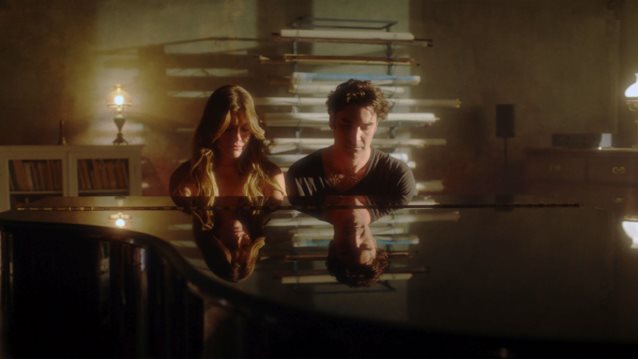 "Maestro": Τρελάθηκε το Twitter με την πρώτη ερωτική σκηνή Παπακαλιάτη και Ανδριολάτου