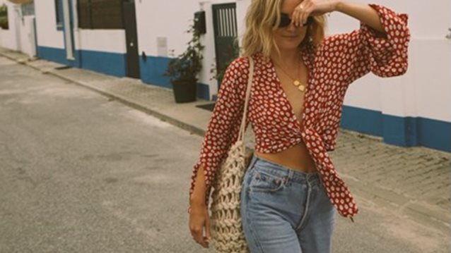 Trend of the week: Cropped shirt
: Το πιο stylish κομμάτι που πρέπει να αποκτήσεις.
