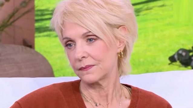 Ναταλία Τσαλίκη: &quot;Ήταν πιο πολύ απ&#39; ό,τι μπορούσε να ανεχτεί η κορούλα μου - Πρέπει να κάνουμε πίσω να αναπνεύσει το παιδί&quot;