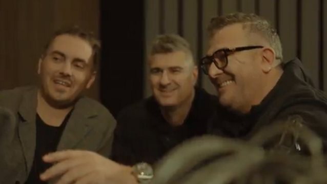 Αντώνης Ρέμος | Η νέα του συνεργασία με τον Μιχάλη Χατζηγιάννη στο &quot;Να Ξαναμετρήσω&quot;