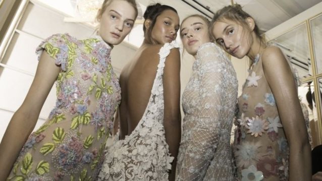 Celia Kritharioti: Έκλεψε τις εντυπώσεις στην Εβδομάδα Υψηλής Ραπτικής