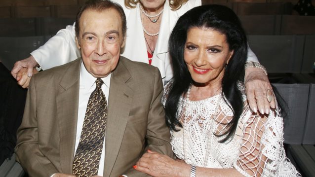 Σοκαρισμένη η Ζωζώ Σαπουντζάκη με το χαμό του Τόλη Βοσκόπουλου: "Δεν είμαι σε κατάσταση, συγνώμη"