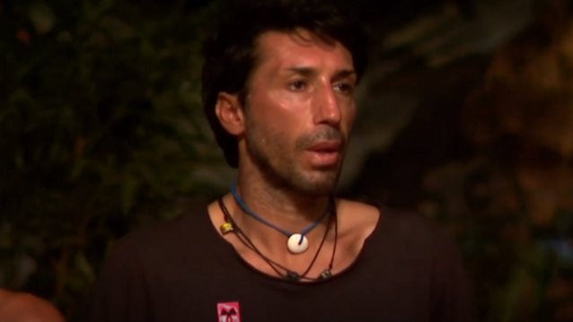 Survivor | Όλη η μπλε ομάδα εναντίον του Κωνσταντίνου Εμμανουήλ - Ο πρώτος υποψήφιος της εβδομάδας