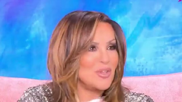 Ναταλία Γερμανού: "Όποτε βλέπω αυτό το βίντεο δαγκώνομαι"